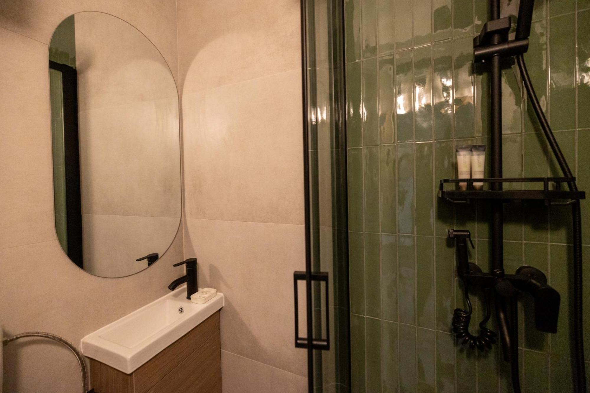 Cozy Studio Retreat - Quiet, Premium Stay Timişoara Exterior foto